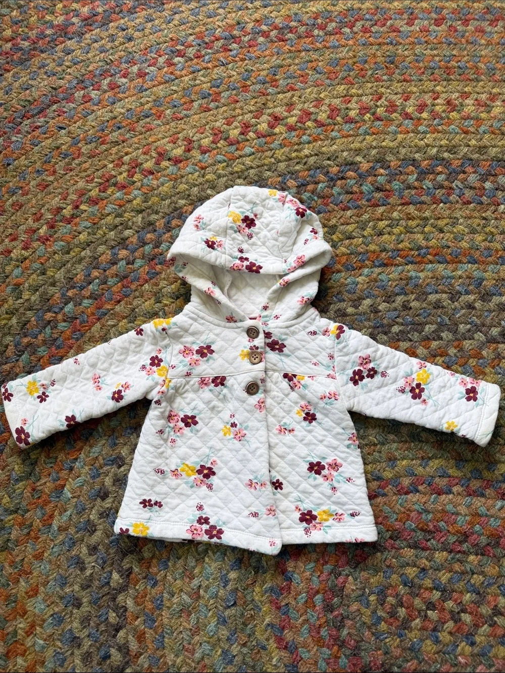 Carters Quilted White Floral Hooded Baby Girl Coat Jacket size 9 months